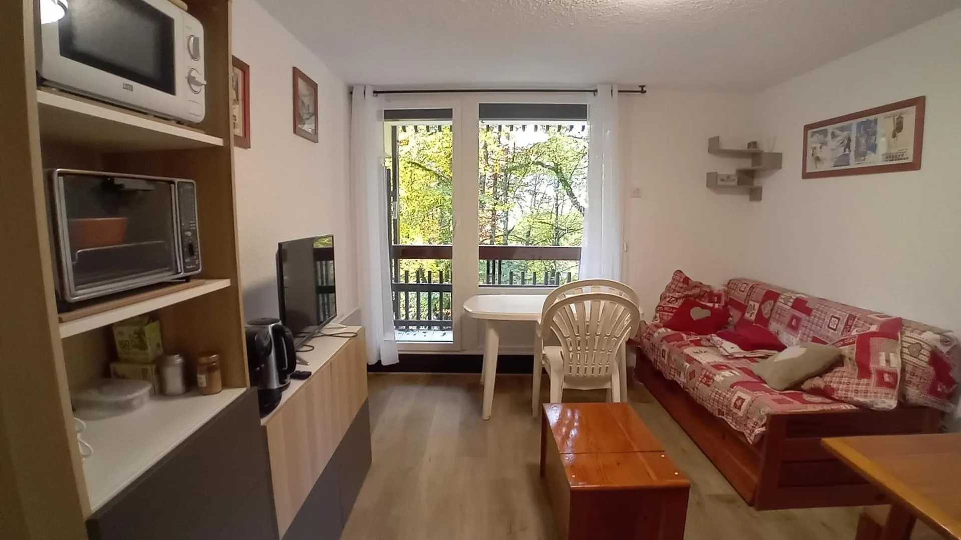Apartment Studio Cabine Renove Pres Ski Bus, 4 Couchages - Fr-1-572-301 Araches-la-Frasse